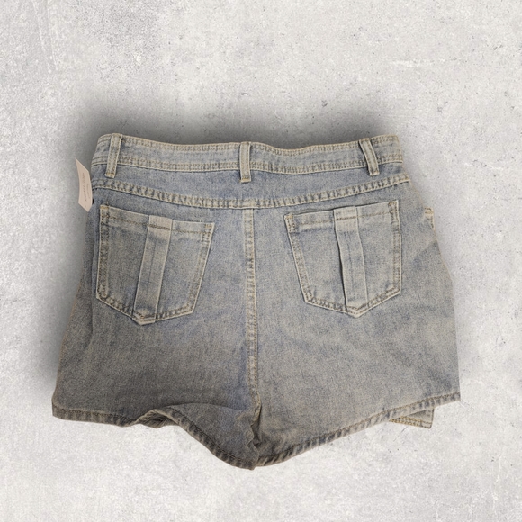 Skort - Picture 2 of 5